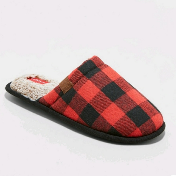 Red & Black Buffalo Check Plaid Slip-On Slippers Size XS (Unisex) NWT - 2/$20 - Picture 3 of 5